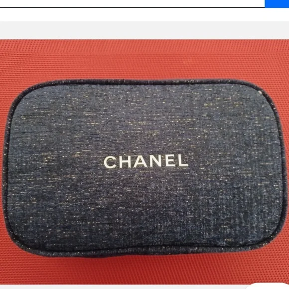 Chanel Navy Blue sparkle Pouch ✨AUTHENTIC GWP - Picture 1 of 4